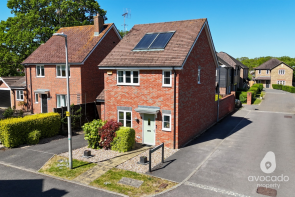 8, Saxon Gate, Burghfield, Reading RG30 3BR
