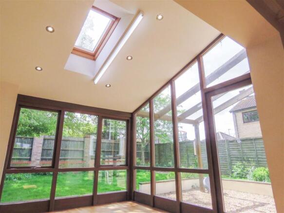 SUN ROOM