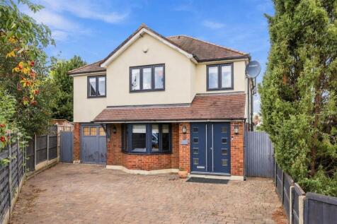 Wicklands Road - Hunsdon - Fabulous Family Home