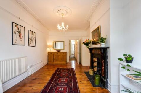 Drayton Road, Leytonstone, London, E11