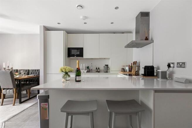 Kitchen / dining area