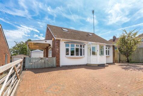 Sinclair Drive, Banbury - Small cul-de-sac