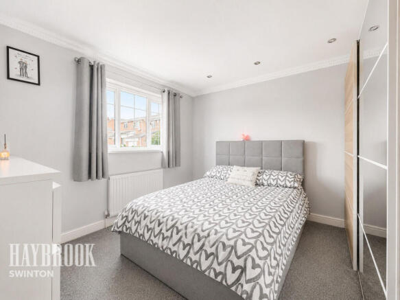 2 bed Terraced for sale Image 10