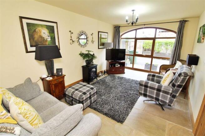 Lounge Reverse Angle 2