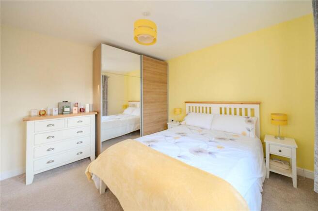 5 bed Detached for sale Image 10