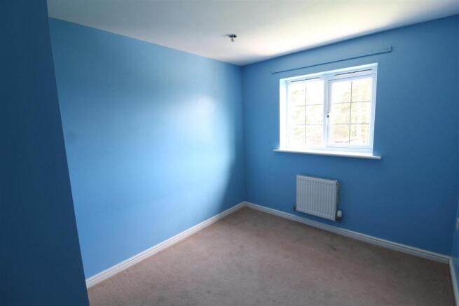 Bedroom 2.JPG