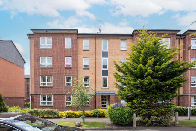 5 (2-4) Springfield Gardens, Glasgow, G31 4JD (23)