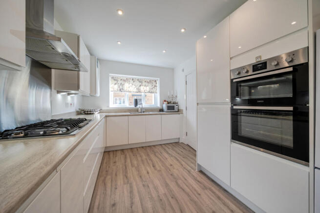Kitchen / Dining Room