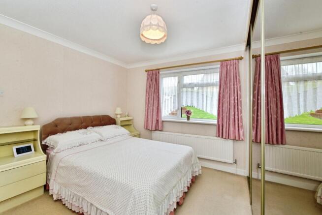 3 bed Bungalow for sale Image 10