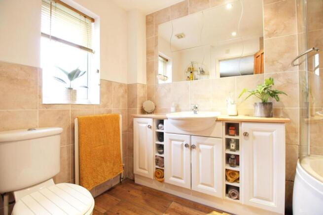 Master En-suite