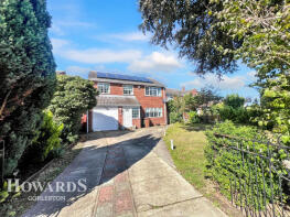 4, Moorland Way, Belton, Great Yarmouth NR31 9PA