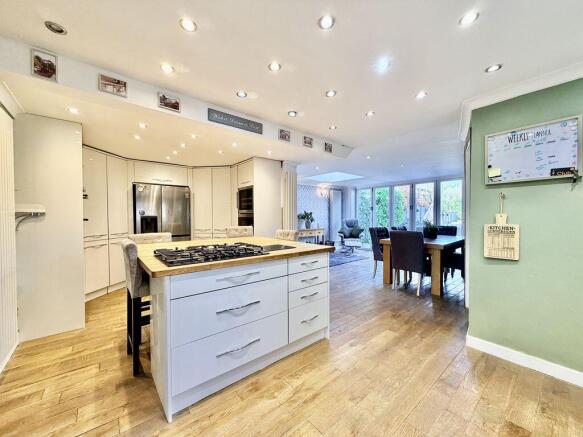 Clapton Approach - 5 Bedrooms photo 4