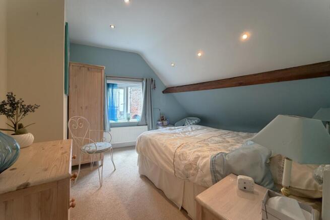 2 bed Cottage for sale Image 6