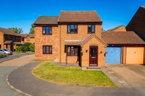 6, Buxton Close, Norwich NR9 5DW