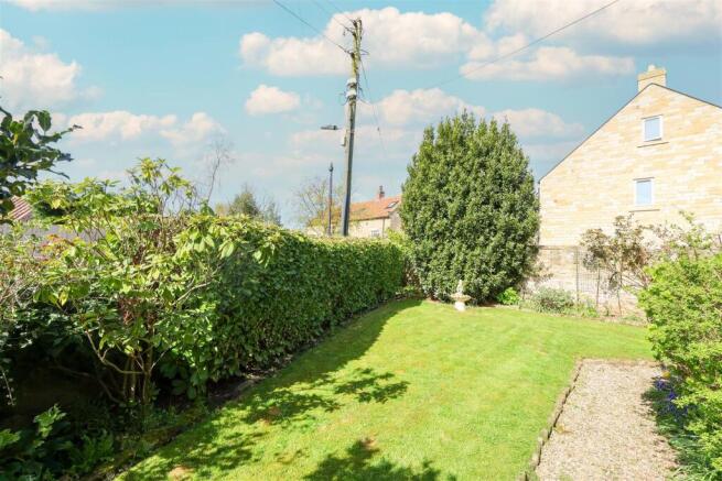 3 bed Detached Bungalow for sale Image 9