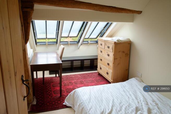 Bedroom 2 (Double)