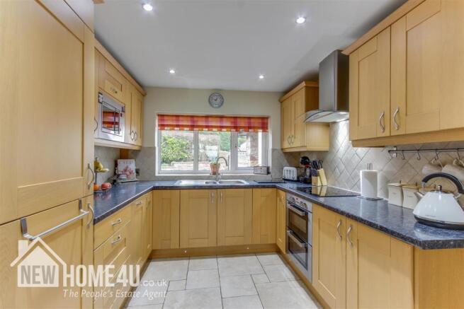 KITCHEN: