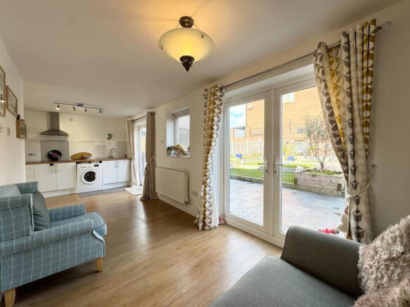 3 bed Detached for sale Image 9