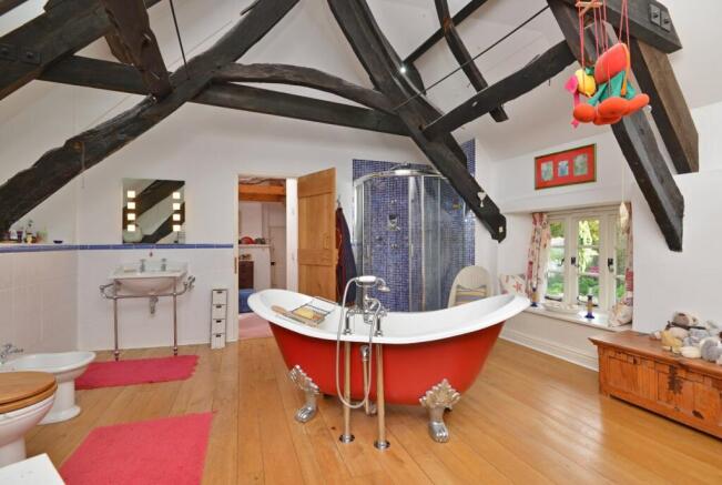 En Suite Bathroom