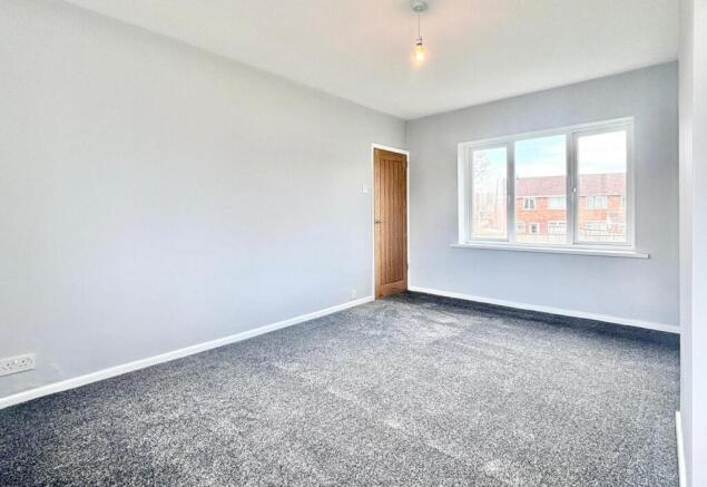 2 bed Semi-Detached for sale Image 10