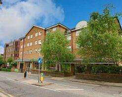 Flat 6, 40, Windmill Hill, Enfield EN2 7AW
