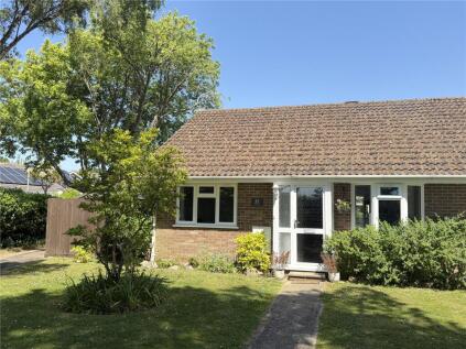Rodbourne Close, Everton, Lymington, Hampshire, SO41