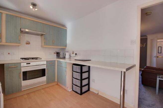 3 bed Semi-Detached for sale Image 6