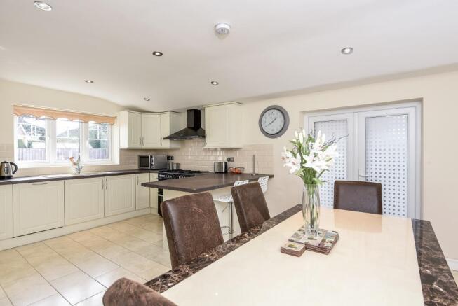 Kitchen / Dining Room