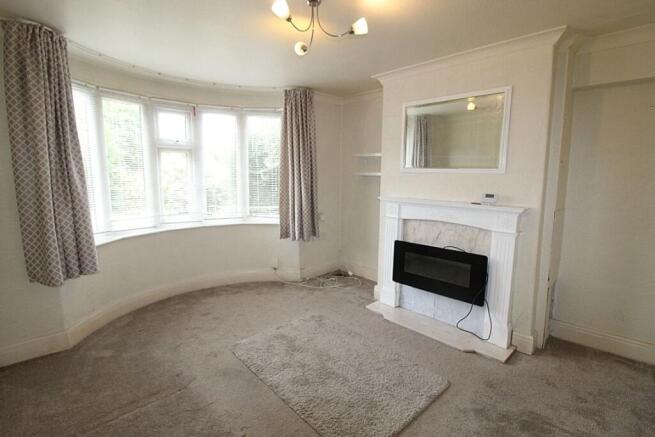 3 bed Semi-Detached for sale Image 2