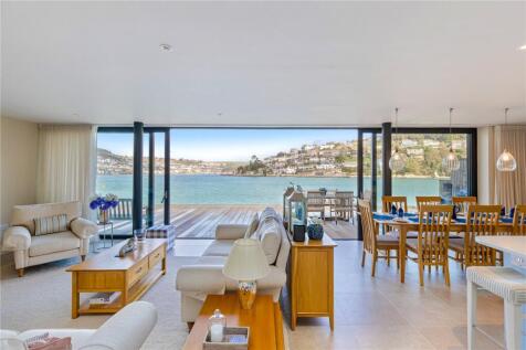 Castle Road, Dartmouth, Devon, TQ6