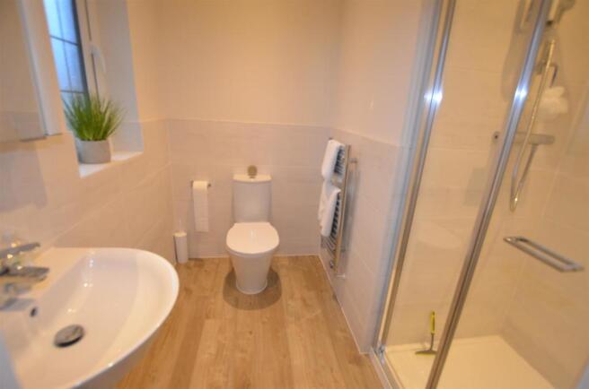 Shower Room/En Suite