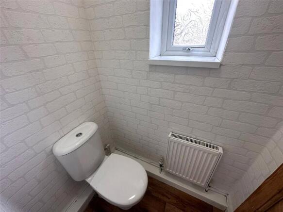 3 bed Terraced for sale Image 10