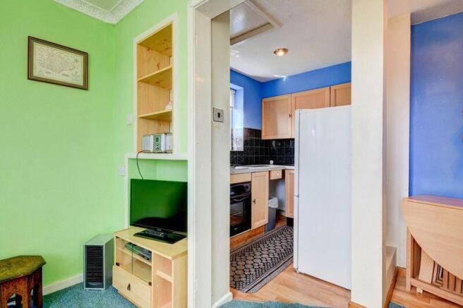 Studio for sale Image 5