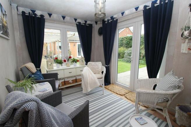 GARDEN ROOM