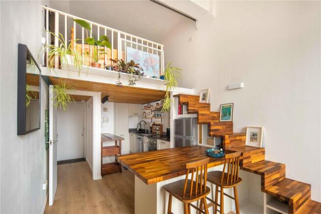 Kitchen/Living Area