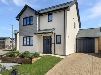 Oakwood Drive, Bodmin, Cornwall, PL31