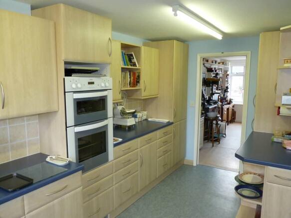 Photo 8