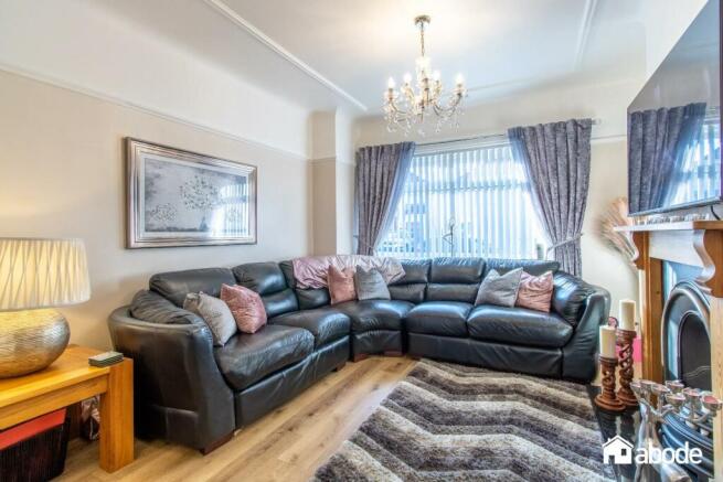 43 Coronation Drive 15.jpg
