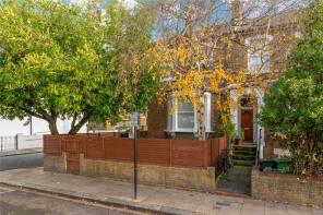 71, Stowe Road, London W12 8BE