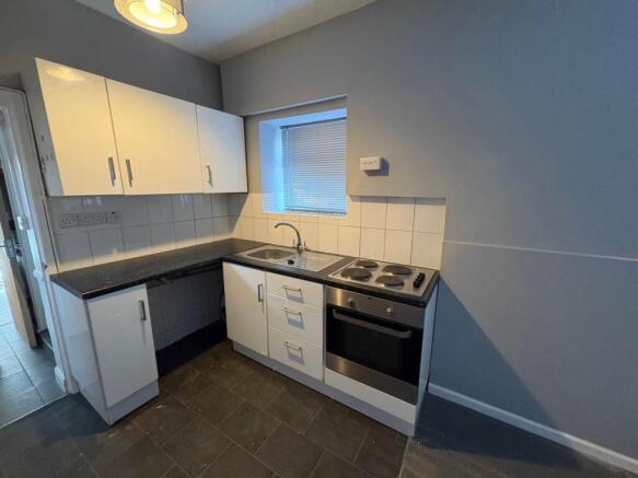 dickenson rd 13 f2 n