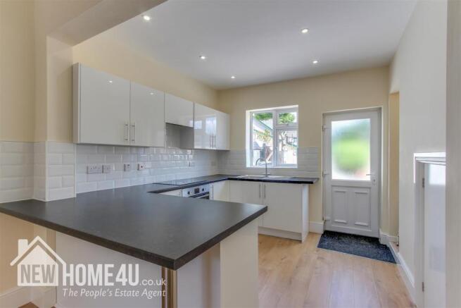 KITCHEN: