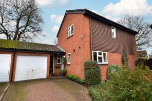16, Oak Green, Abbots Langley WD5 0PG