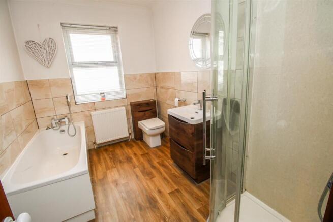 3 bed Cottage for sale Image 10