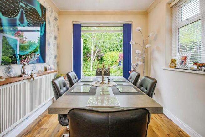 Living/Dining Room