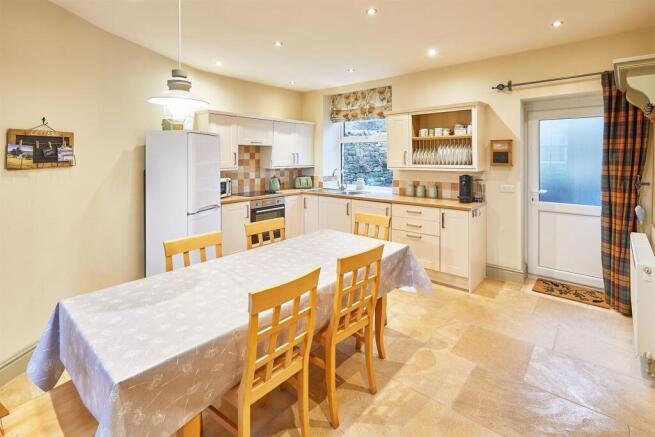 2 bed Cottage for sale Image 5