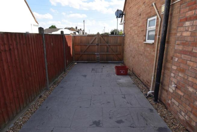Side Driveway
