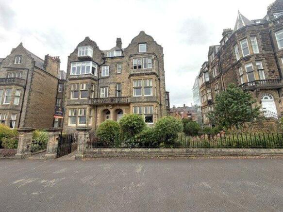 1 bed Apartment to rent Image 9