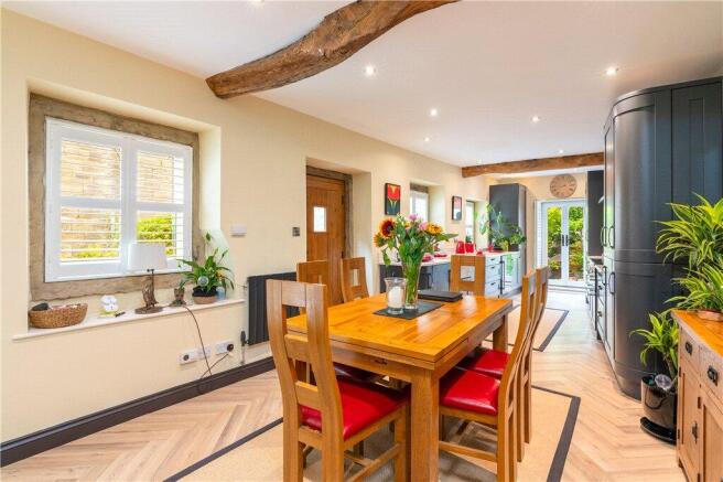 3 bed Detached for sale Image 10