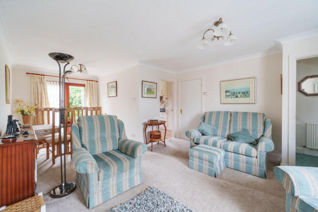 Living / Dining R...