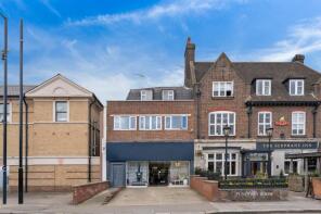 281, Ballards Lane, Finchley, London N12 8NR